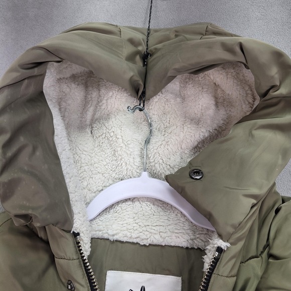 Adidas Women's Olive Puffer Jacket - Picture 10 of 16